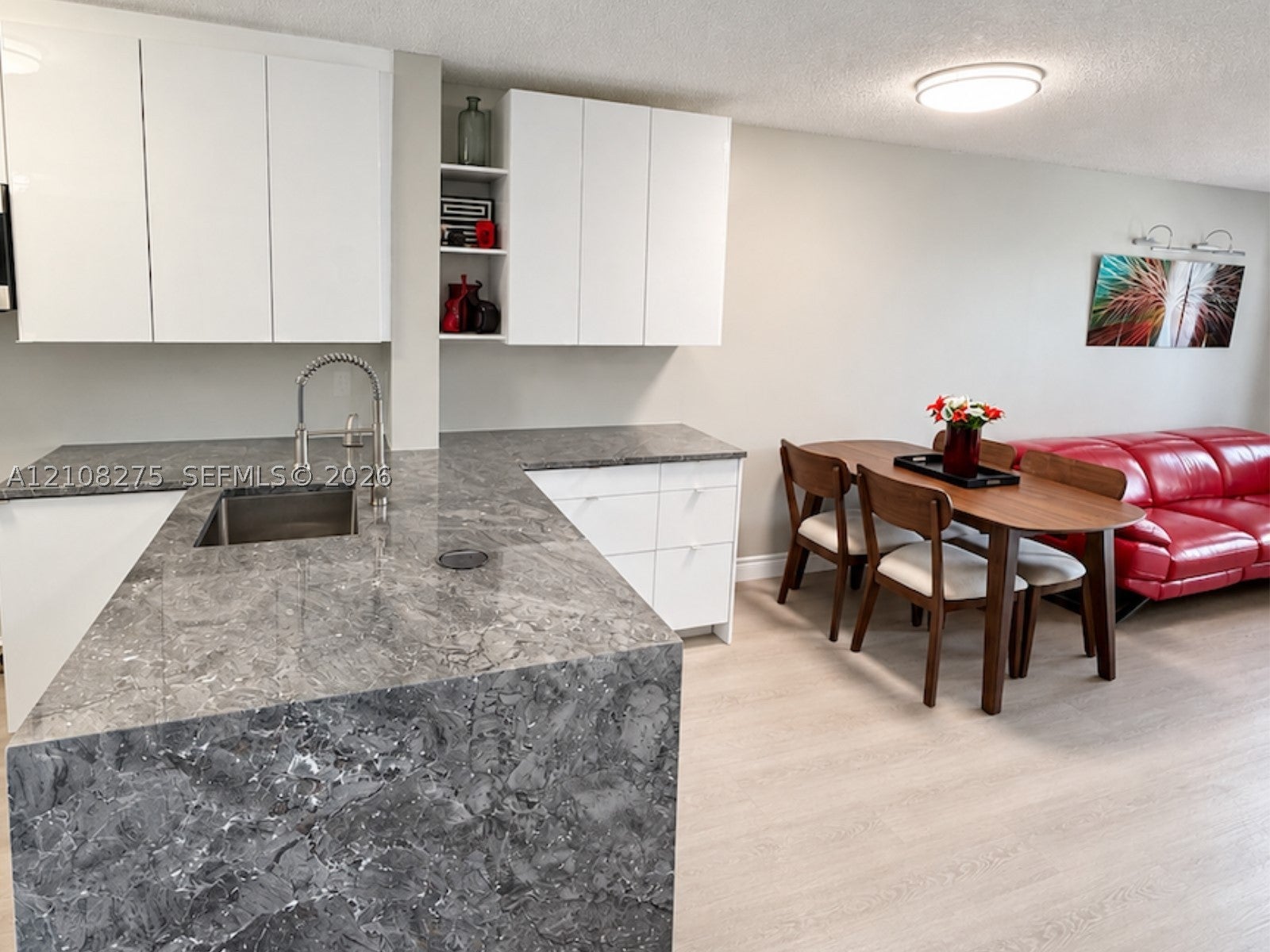 2226 N Cypress Bend Dr 409