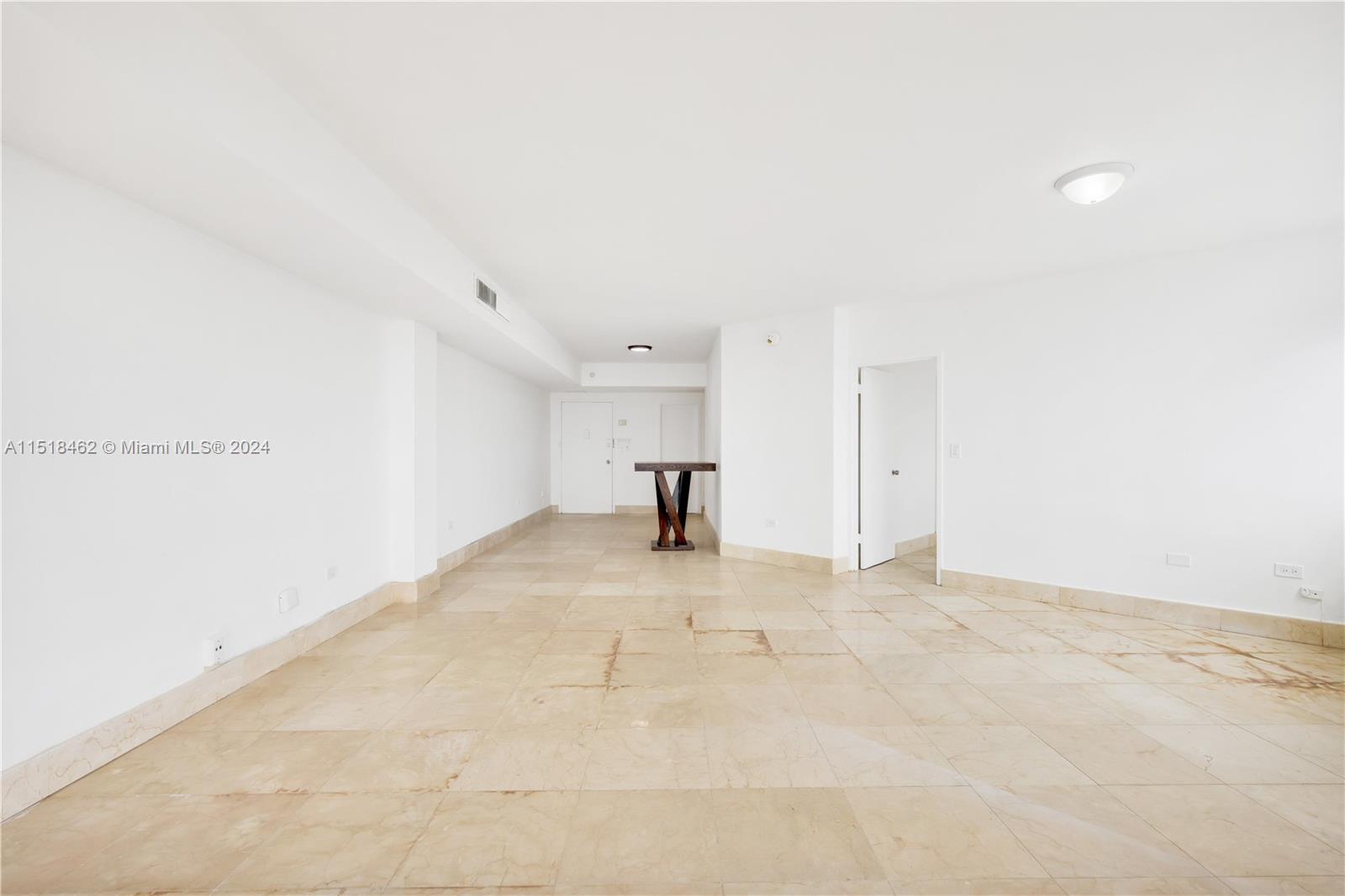 FOUR AMBASSADORS CONDO PH - Residential