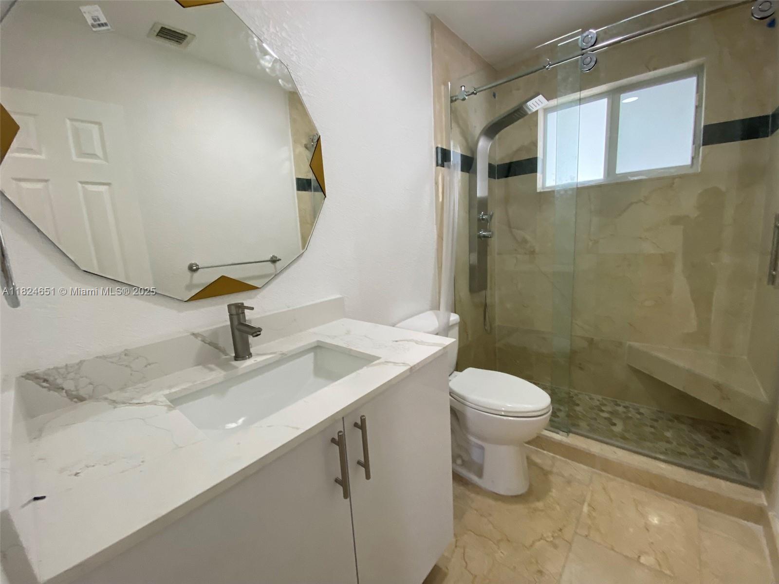 GREYKNOLL ESTATES - Residential Lease