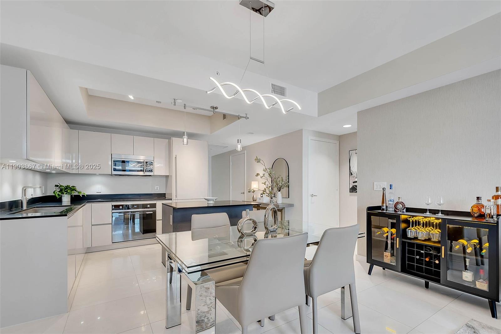 1010 BRICKELL CONDO - Residential Lease