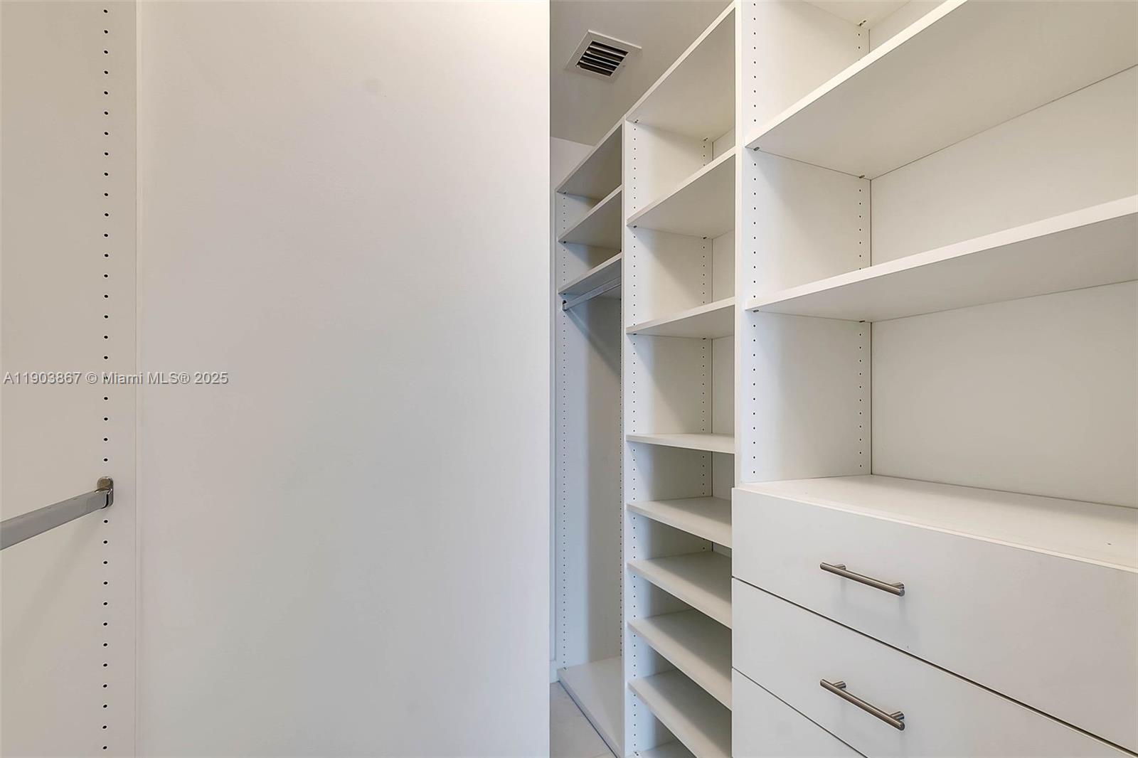 1010 BRICKELL CONDO - Residential Lease