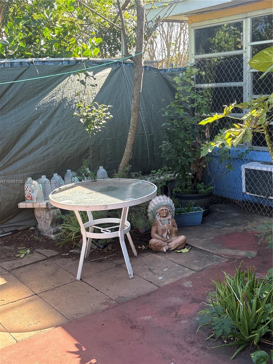 LEE COUNTY - Residential