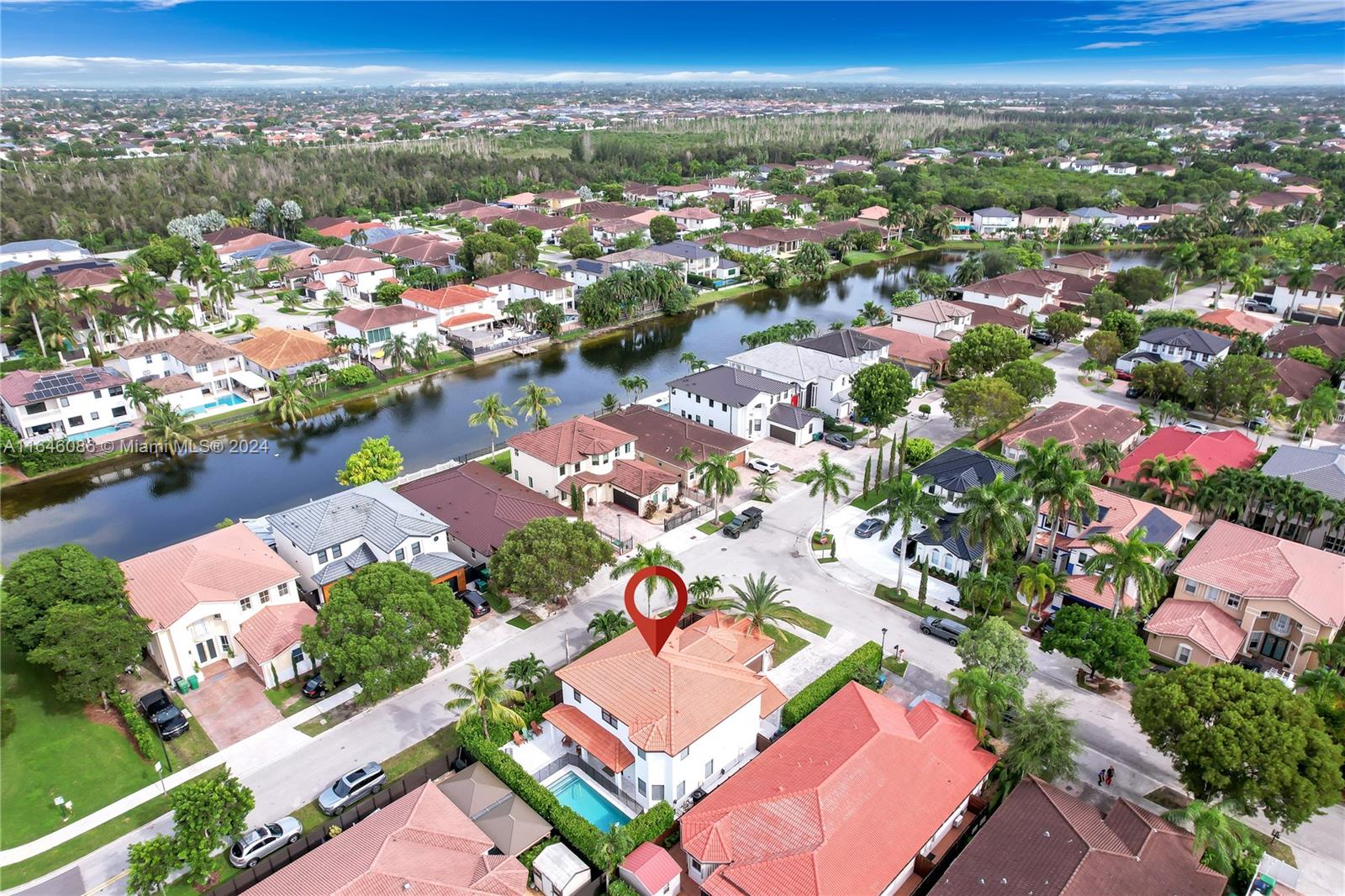 GRAND LAKES PHASE II - Residential Lease