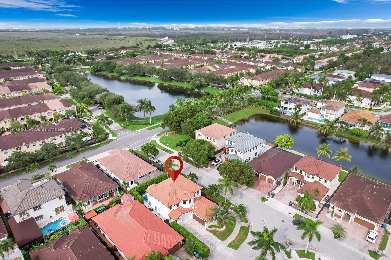 GRAND LAKES PHASE II - Residential Lease