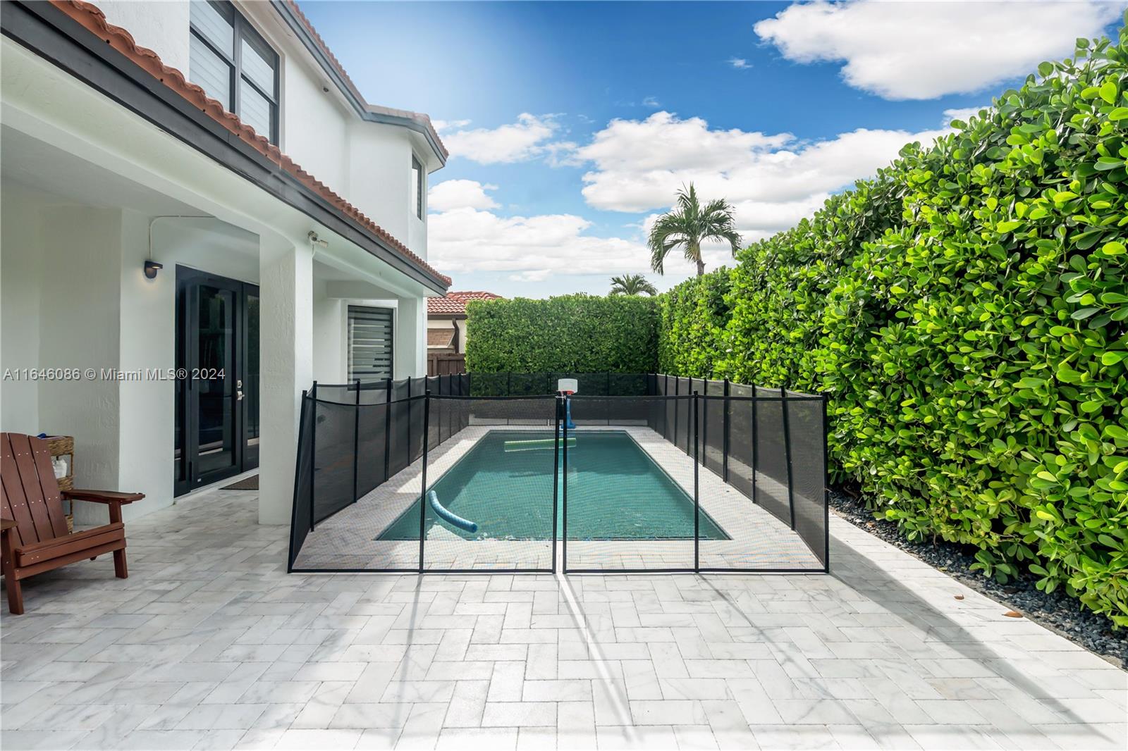 GRAND LAKES PHASE II - Residential Lease