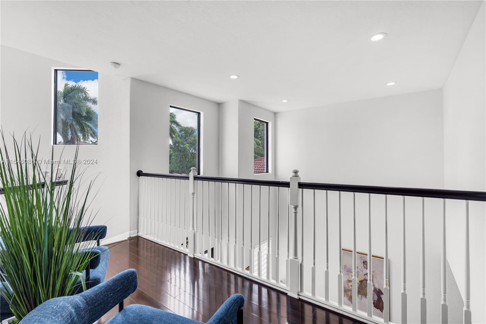 GRAND LAKES PHASE II - Residential Lease