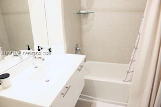 LANDMARK AT DORAL - Residential