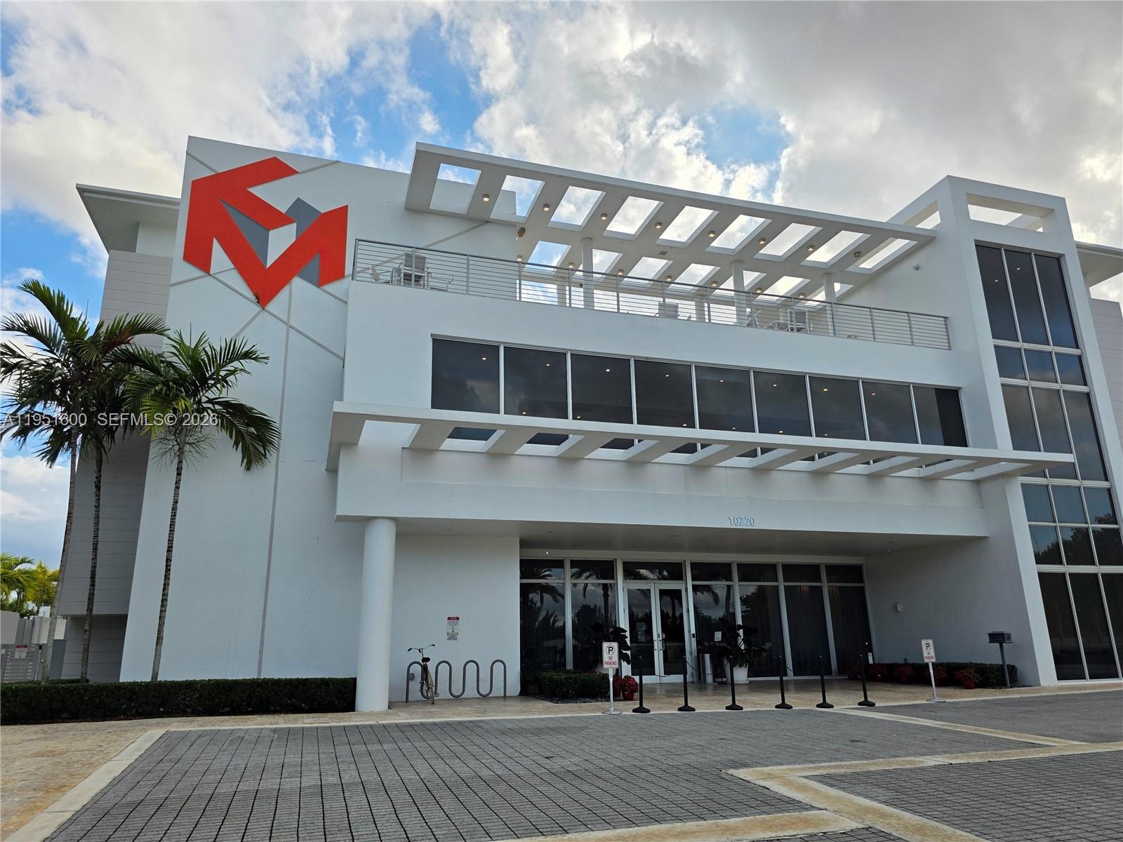 LANDMARK AT DORAL - Residential