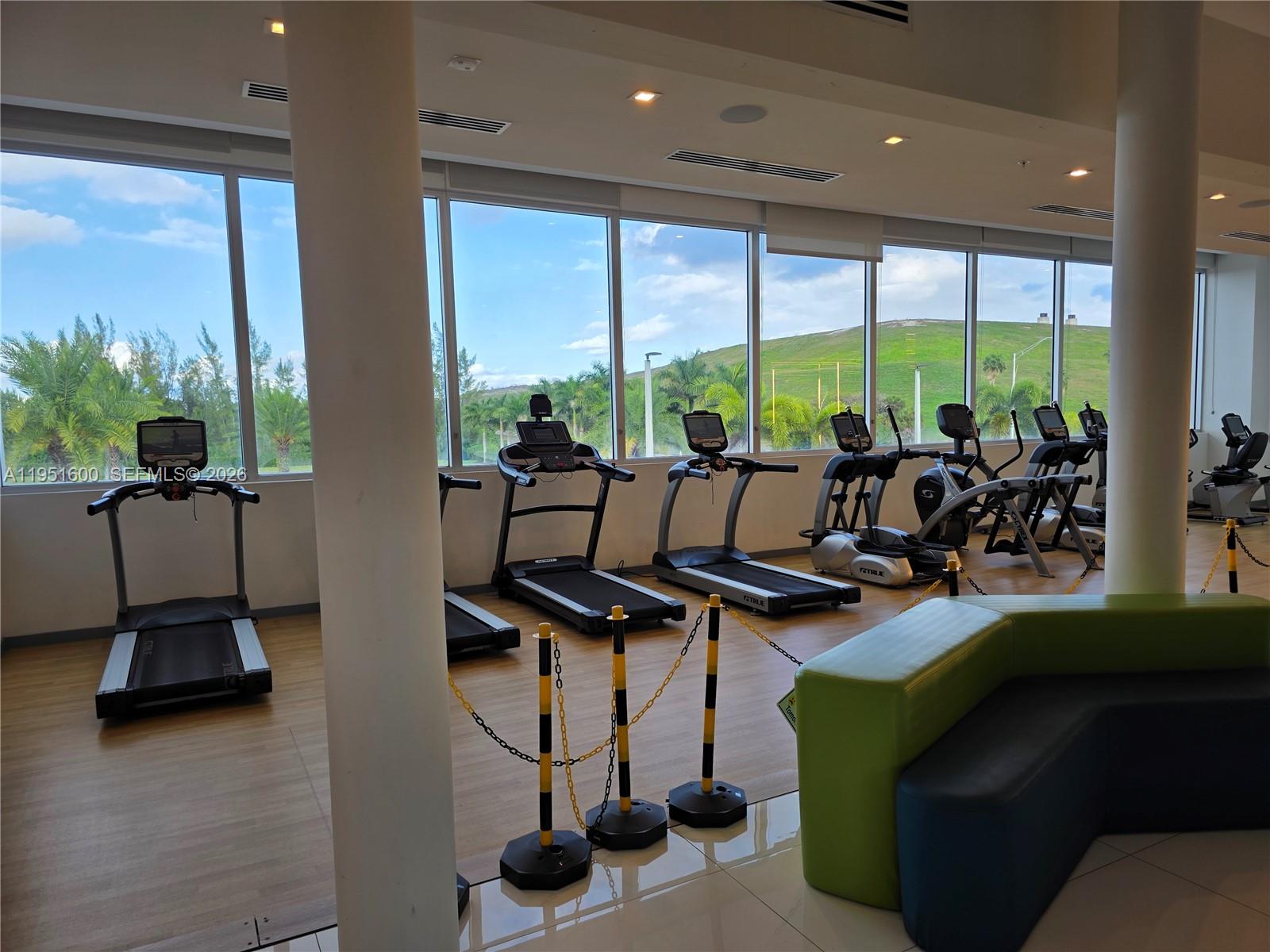 LANDMARK AT DORAL - Residential