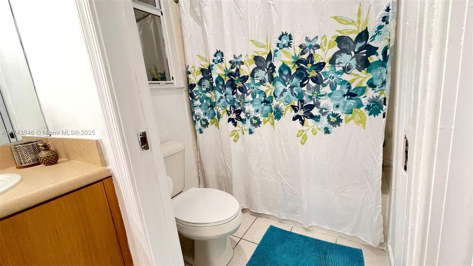 PORTOFINO POINTE - Residential