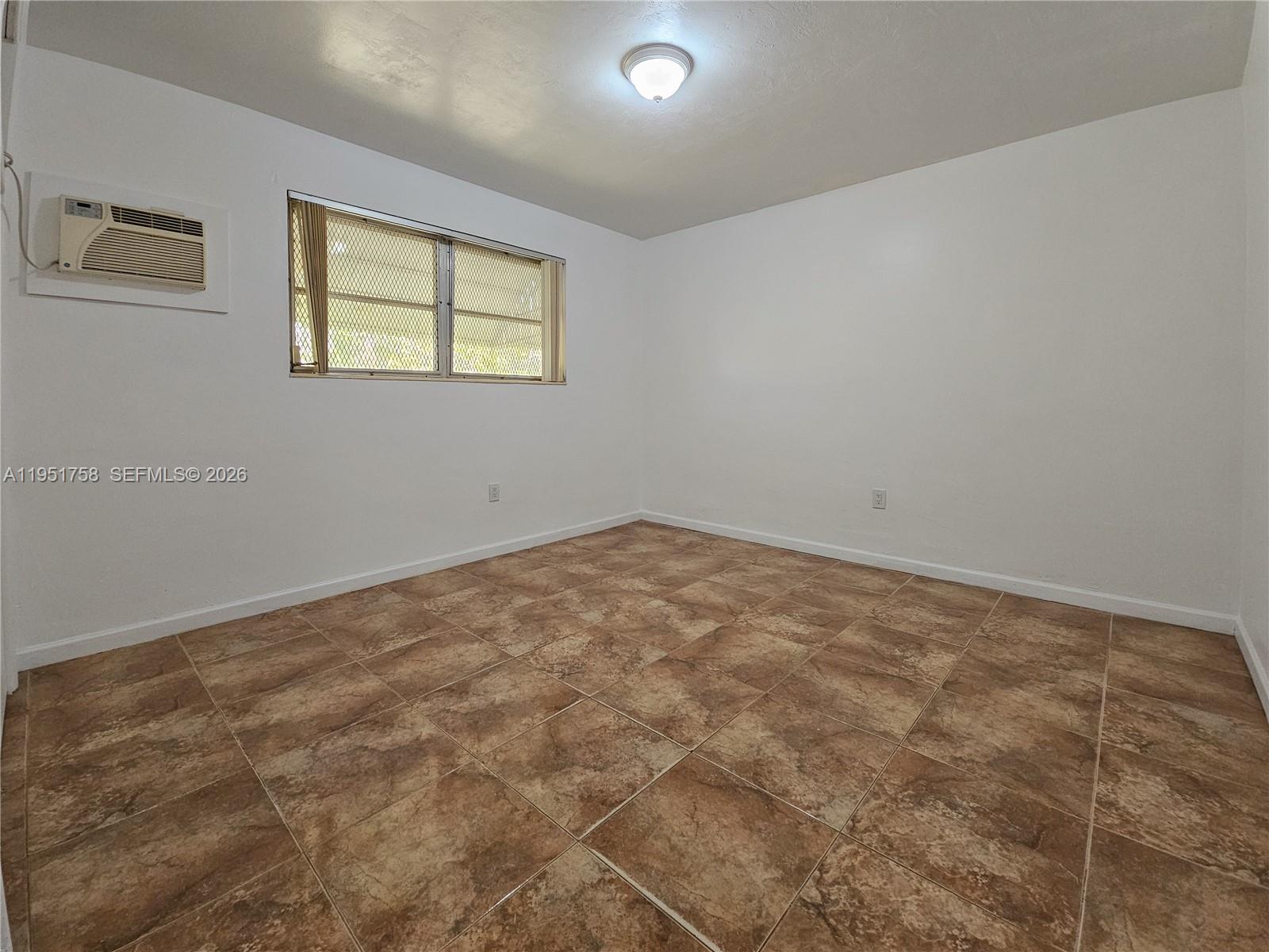 COLLINGWOOD - Residential Lease