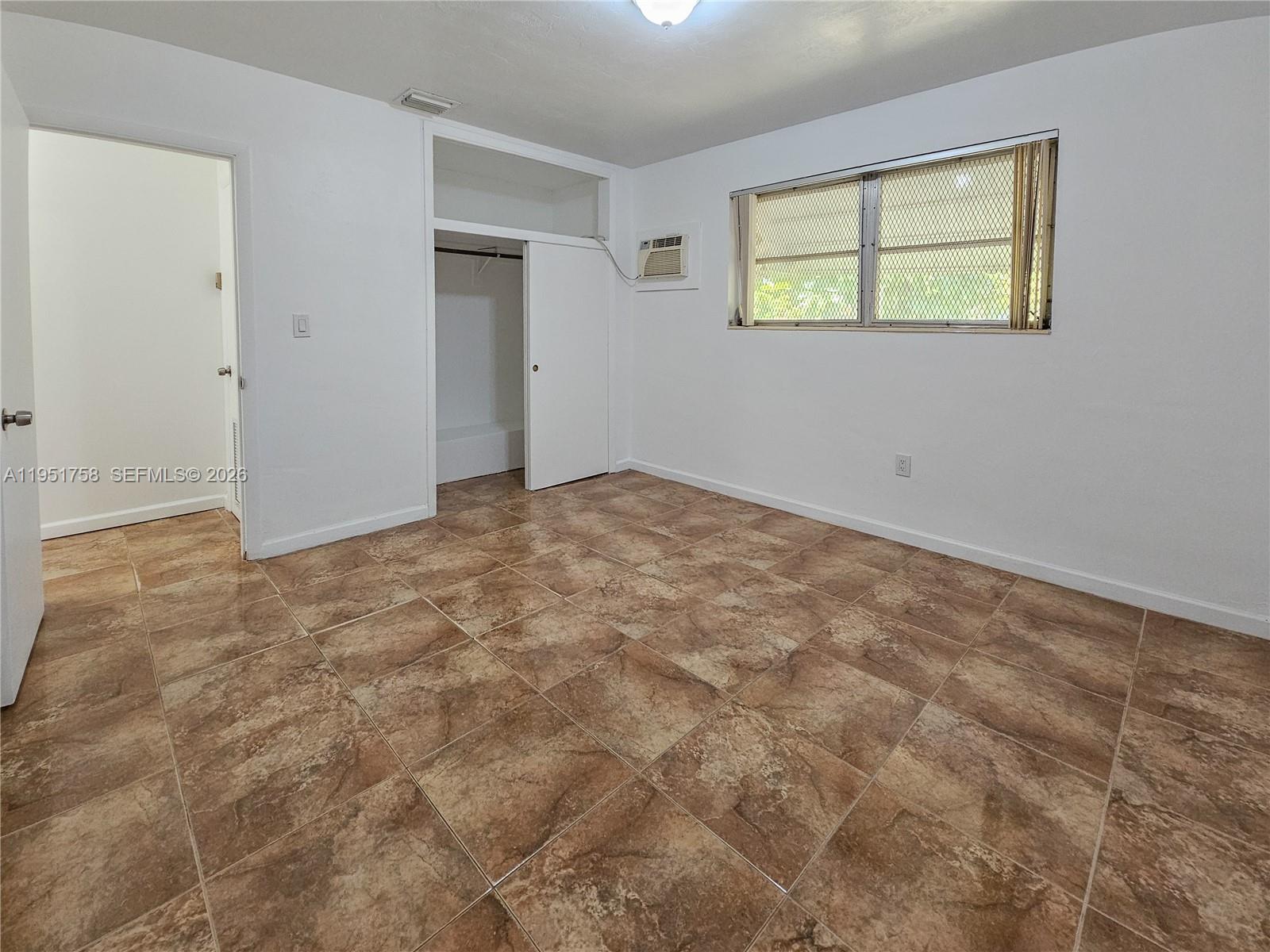 COLLINGWOOD - Residential Lease