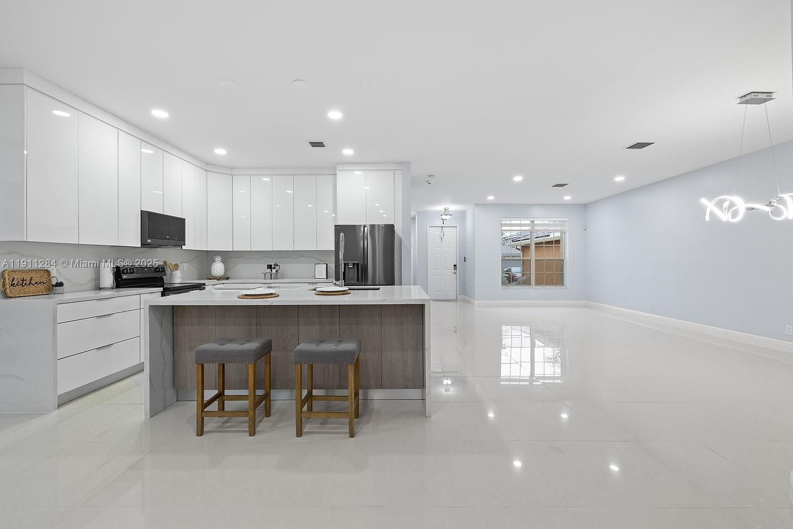 SILVER SHORES (PARCELS A - Residential Lease