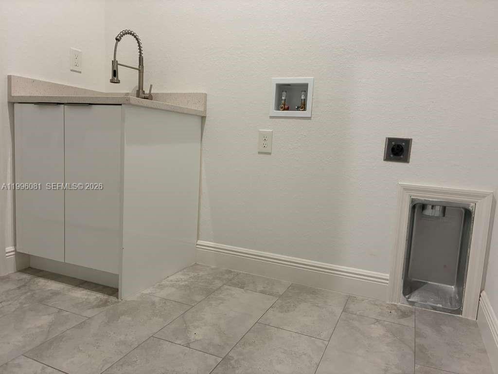 PORT LaBELLE UNIT 6 - Residential