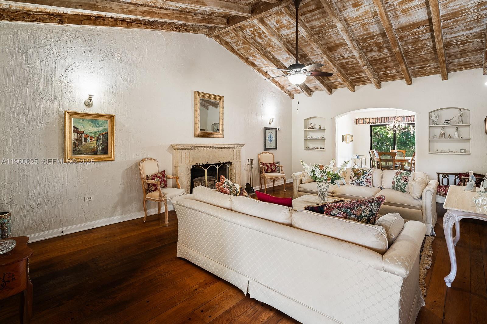 CORAL GABLES COUNTRY CLUB - Residential