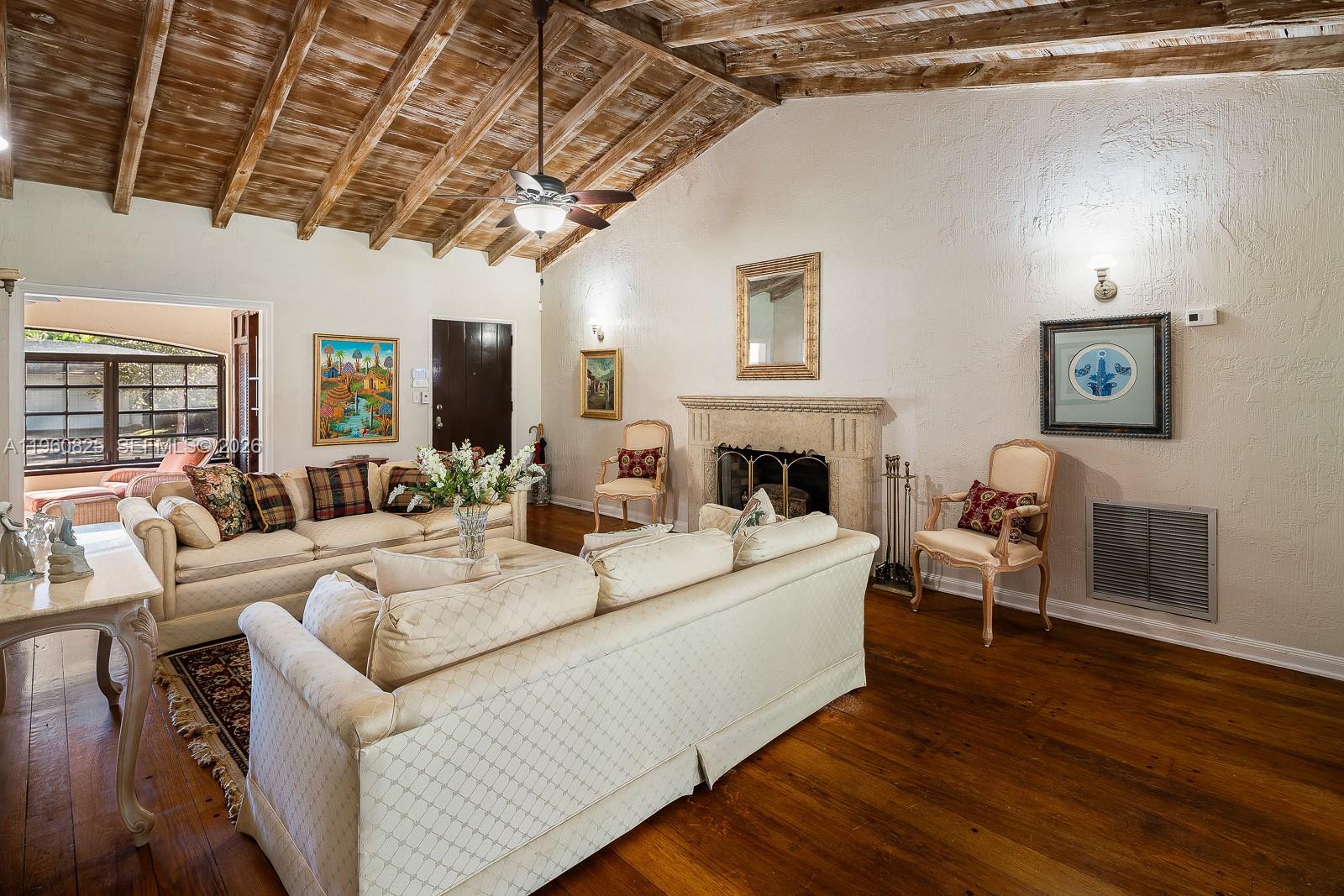 CORAL GABLES COUNTRY CLUB - Residential