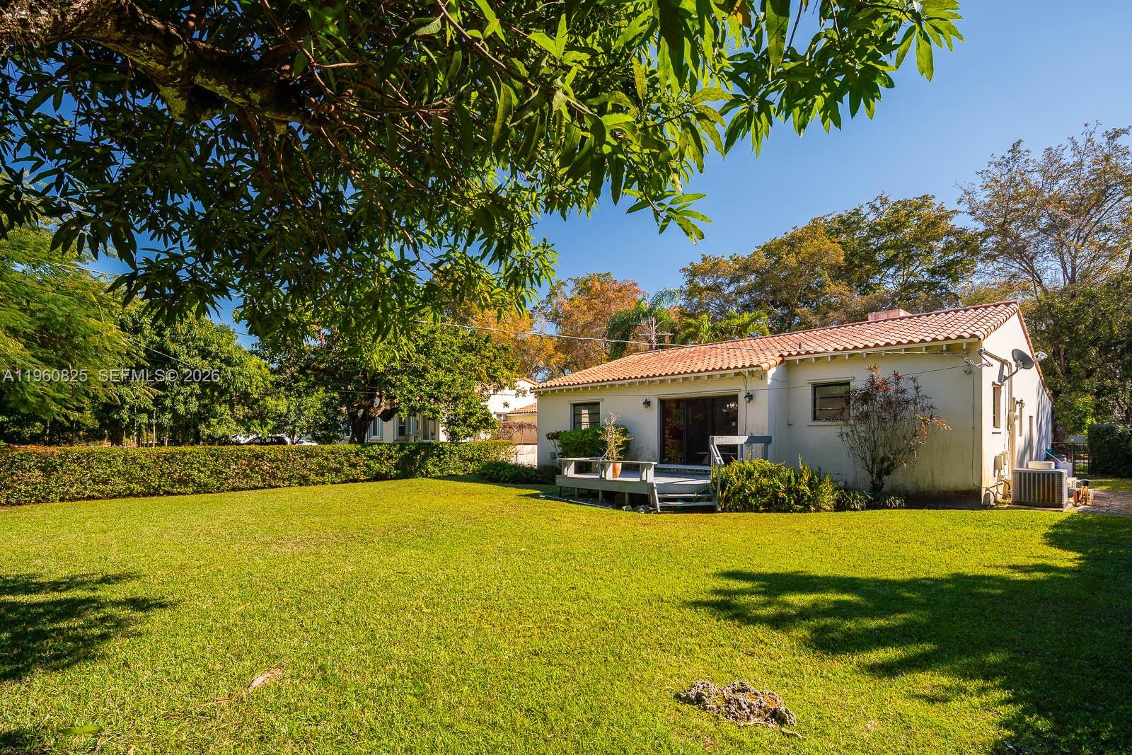 CORAL GABLES COUNTRY CLUB - Residential