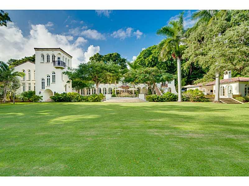 LA BRISA. One-of-a-kind, immense Mediterranean Estate w/lush landscaping & secret garden that leads to an observation deck w/direct ocean & bay views. Walking distance to Iconic Downtown Coconut Grove, this glorious 6.9 acres estate offers the upmost secl usion & extravagant living. A truly magnificent residence w/stunning exterior & interior details, complimented w/grand courtyard w/pool, fountain, summer kitchen w/ Argentinian Parrilla, office & a beautiful guest cottage. Opportunity for development!