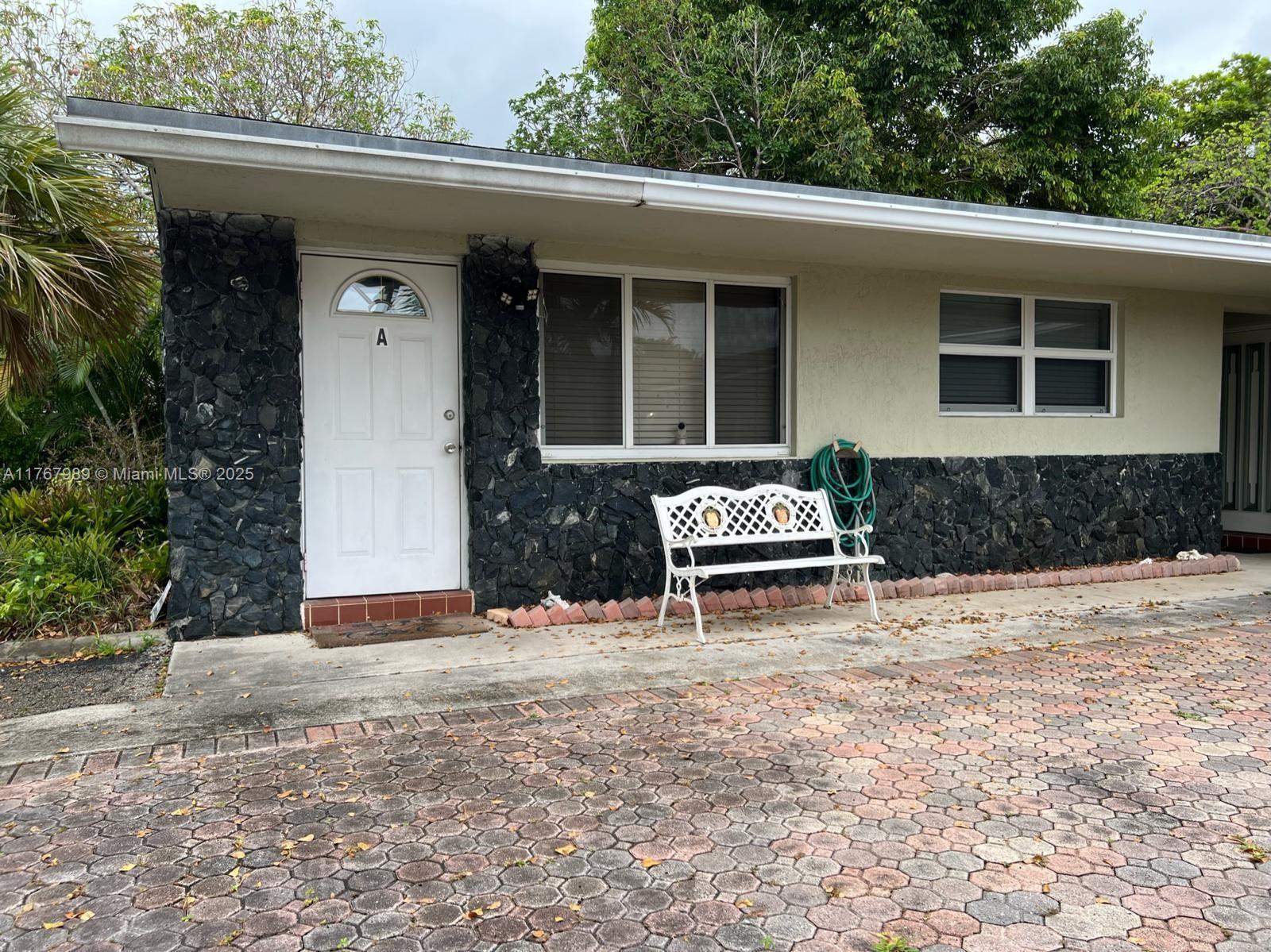Rental Property at 101 Se 5th St A, Dania Beach, Miami-Dade County, Florida - Bedrooms: 2 
Bathrooms: 1  - $1,975 MO.