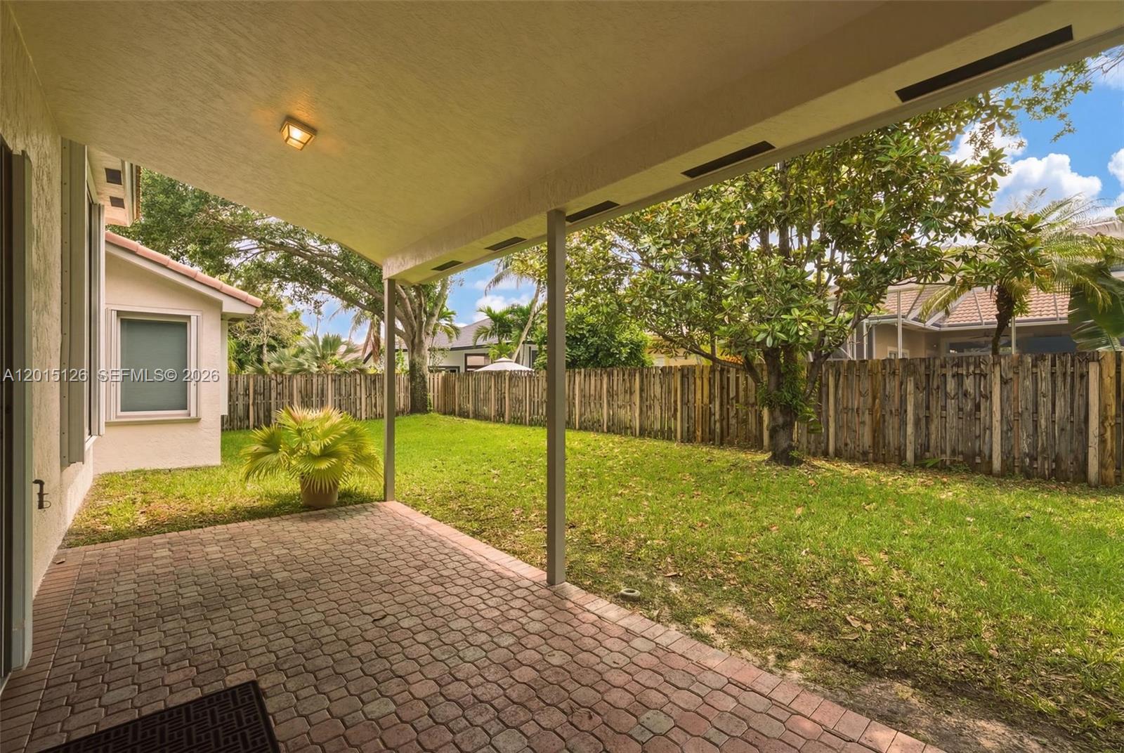 PEMBROKE FALLS - Residential