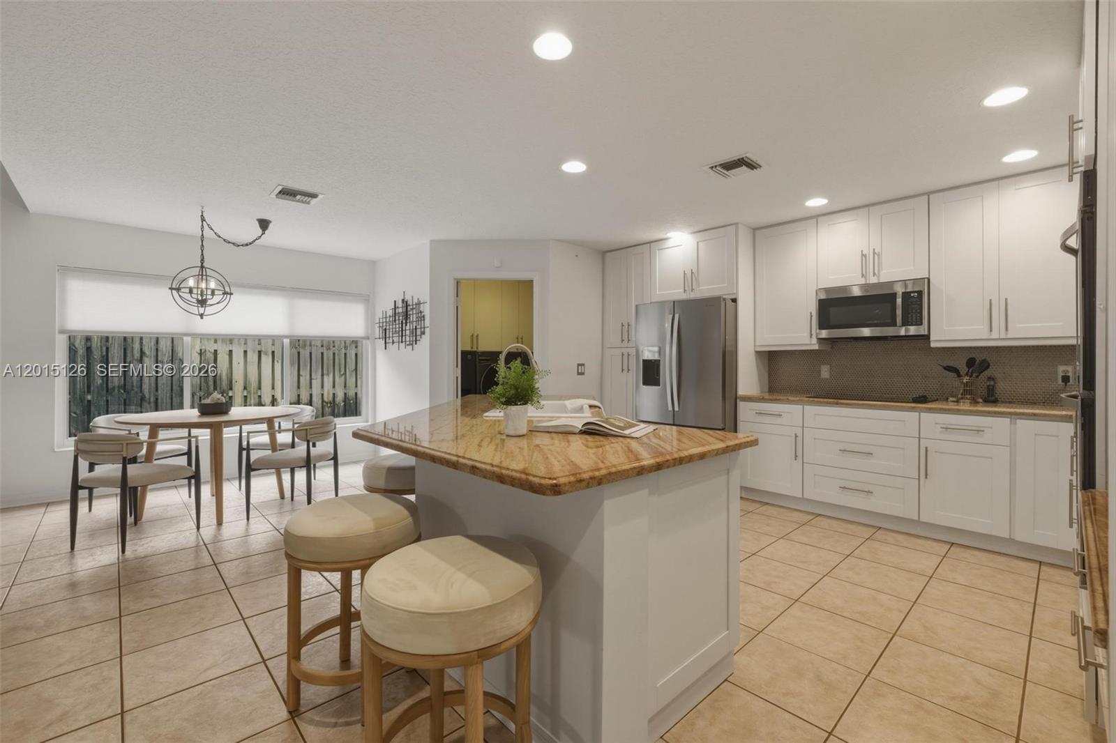 PEMBROKE FALLS - Residential