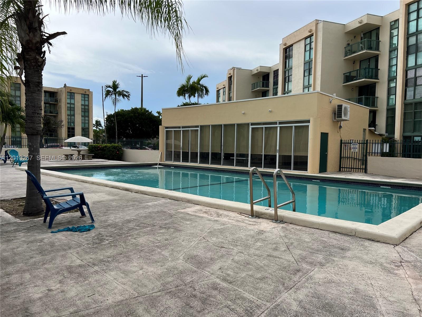 CORAL TOWERS CONDO - Residential Lease