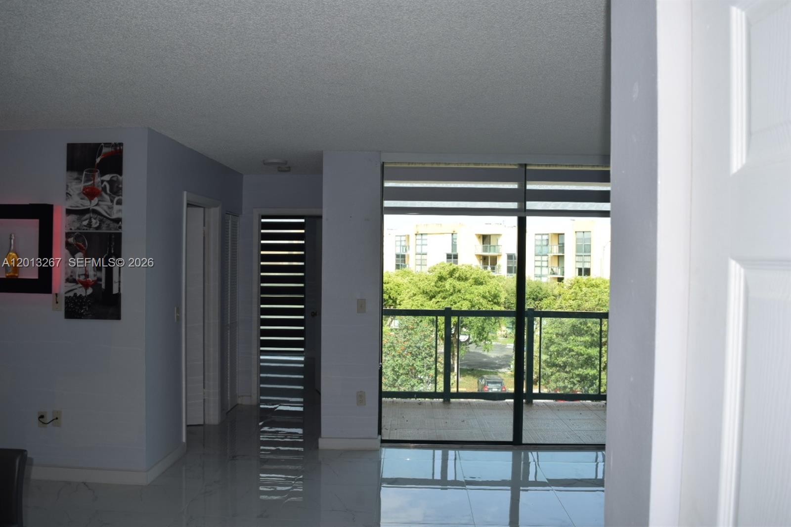 CORAL TOWERS CONDO - Residential Lease