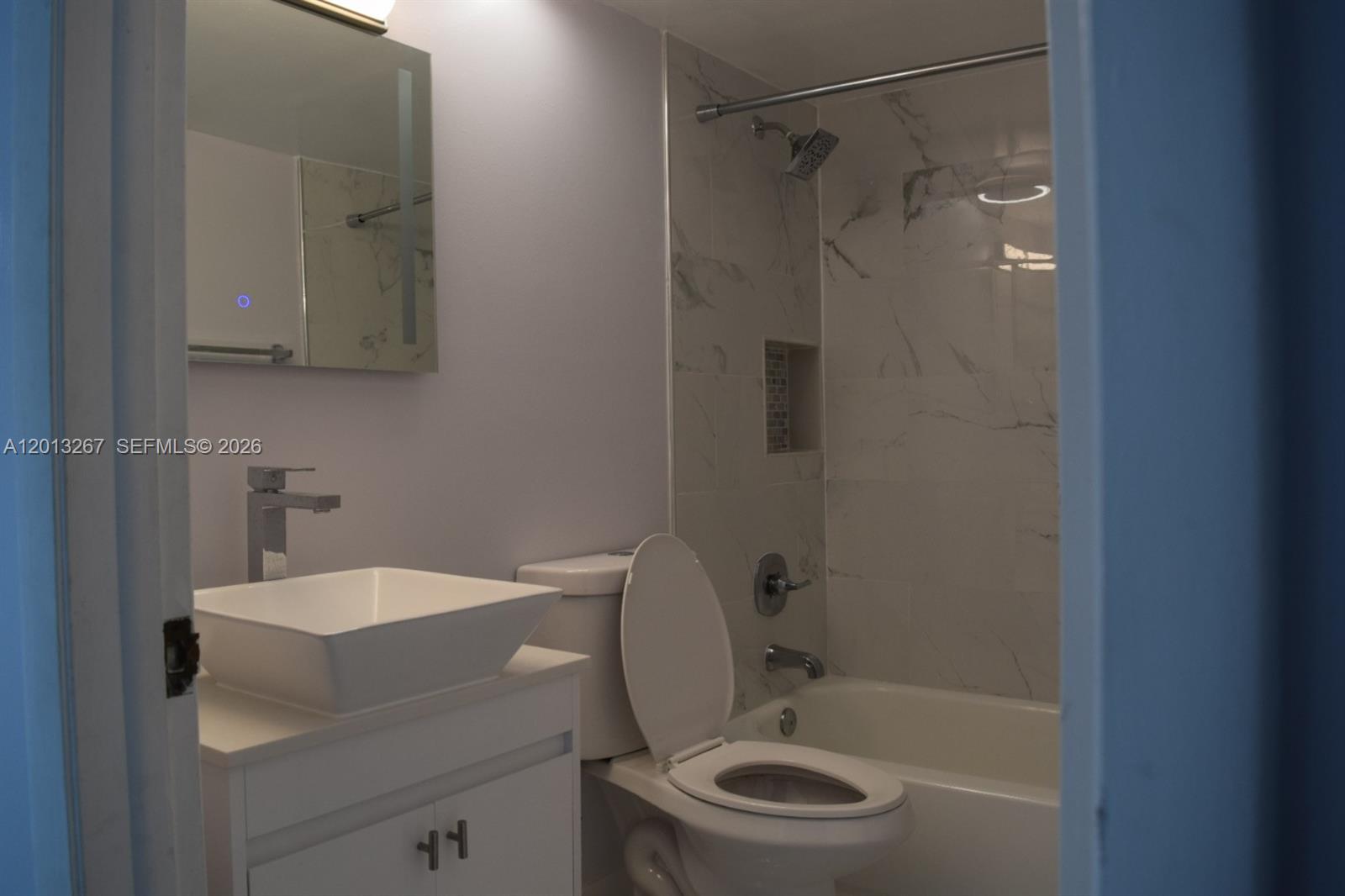 CORAL TOWERS CONDO - Residential Lease