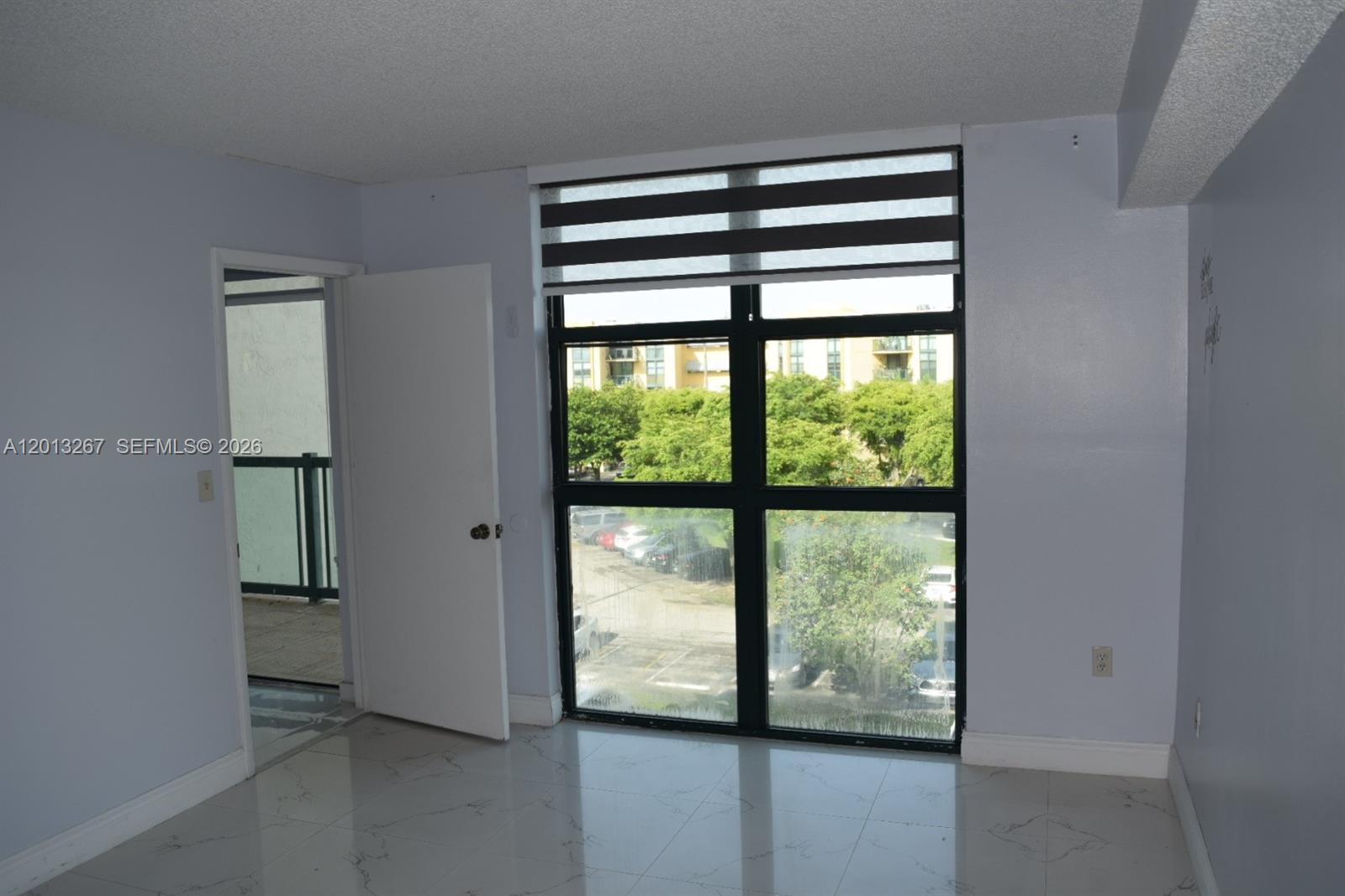 CORAL TOWERS CONDO - Residential Lease