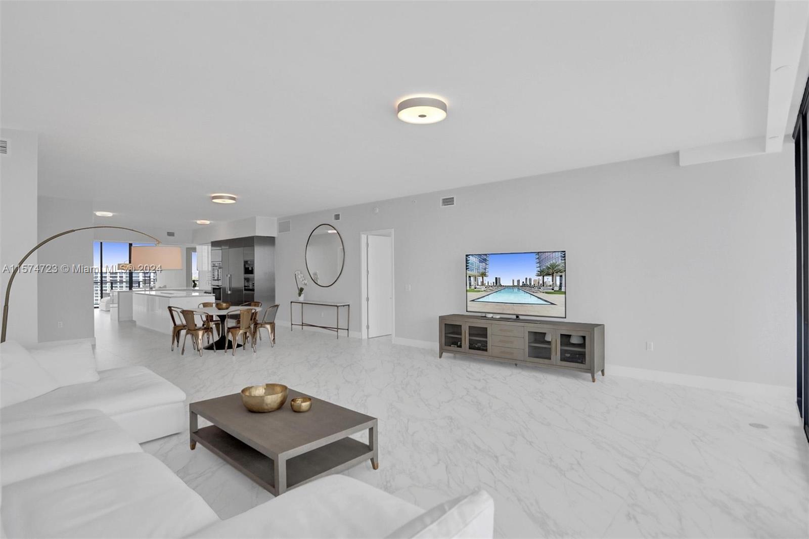 PRIVE CONDO - Residential