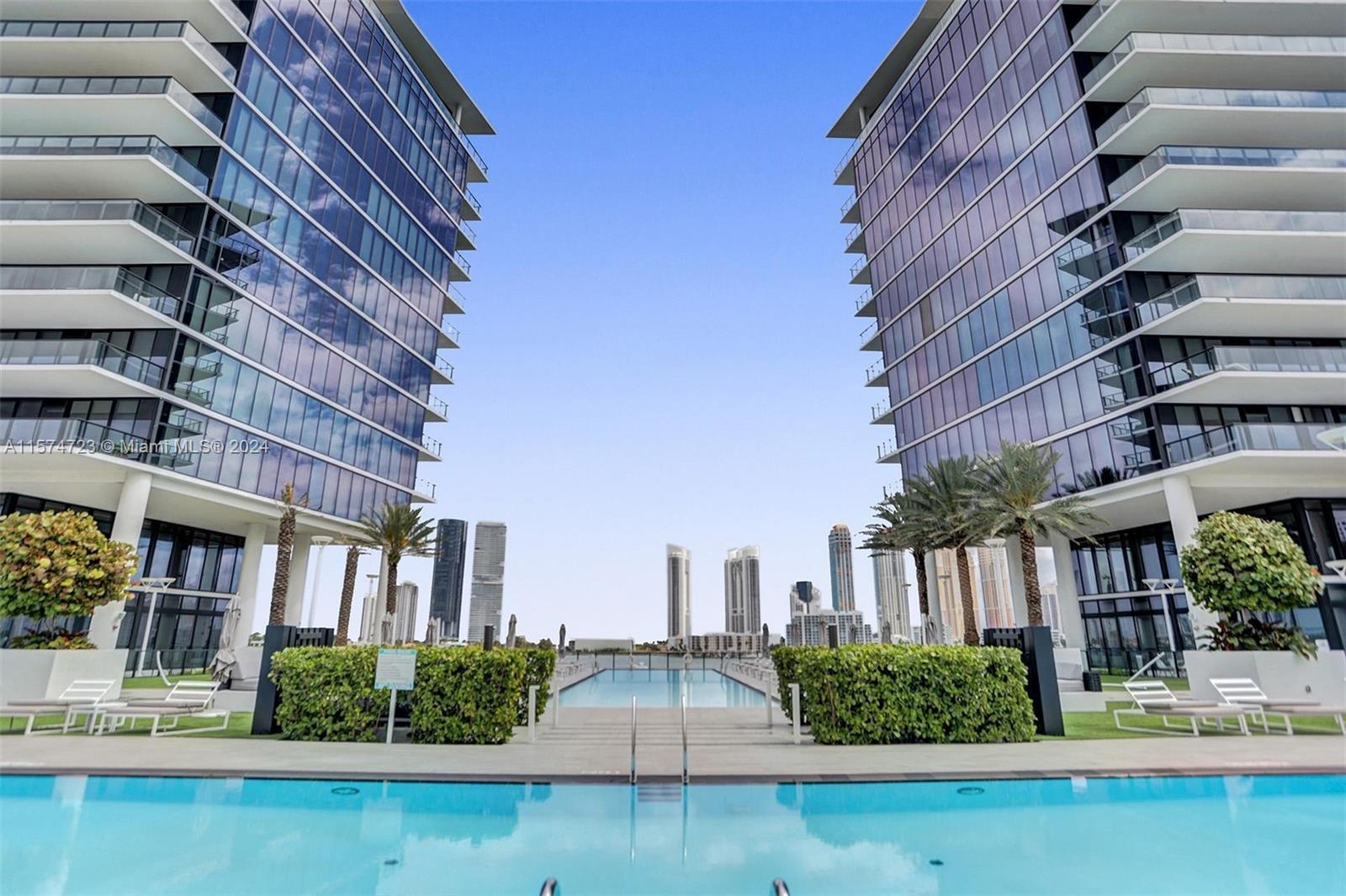 PRIVE CONDO - Residential