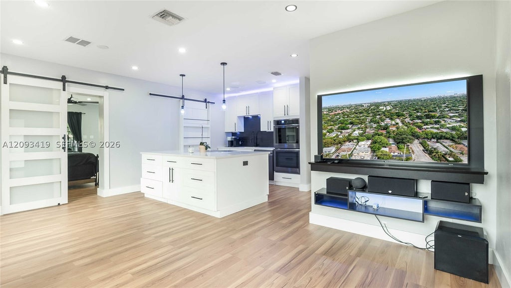 Photo of 817 NW 17th St, Fort Lauderdale, FL 33311 (MLS # A12093419)