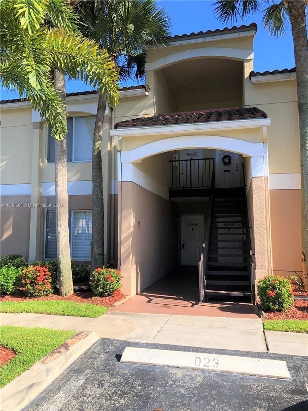 Photo of 815 W Boynton Beach Blvd #2-104, Boynton Beach, FL 33426 (MLS # A11715606)