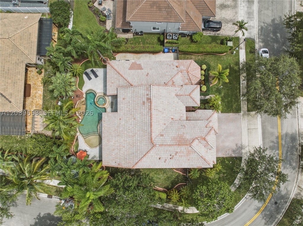 Photo of 13875 NW 20th St, Pembroke Pines, FL 33028 (MLS # A12089653)