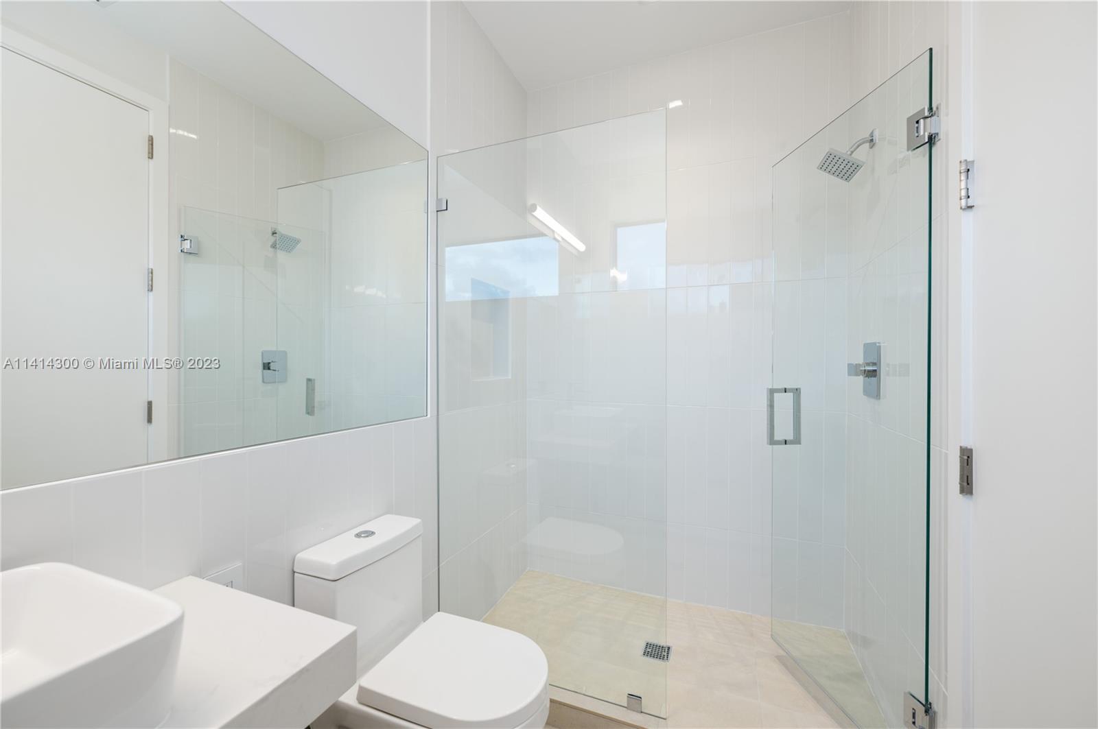 GROVES EXTENSION - Residential