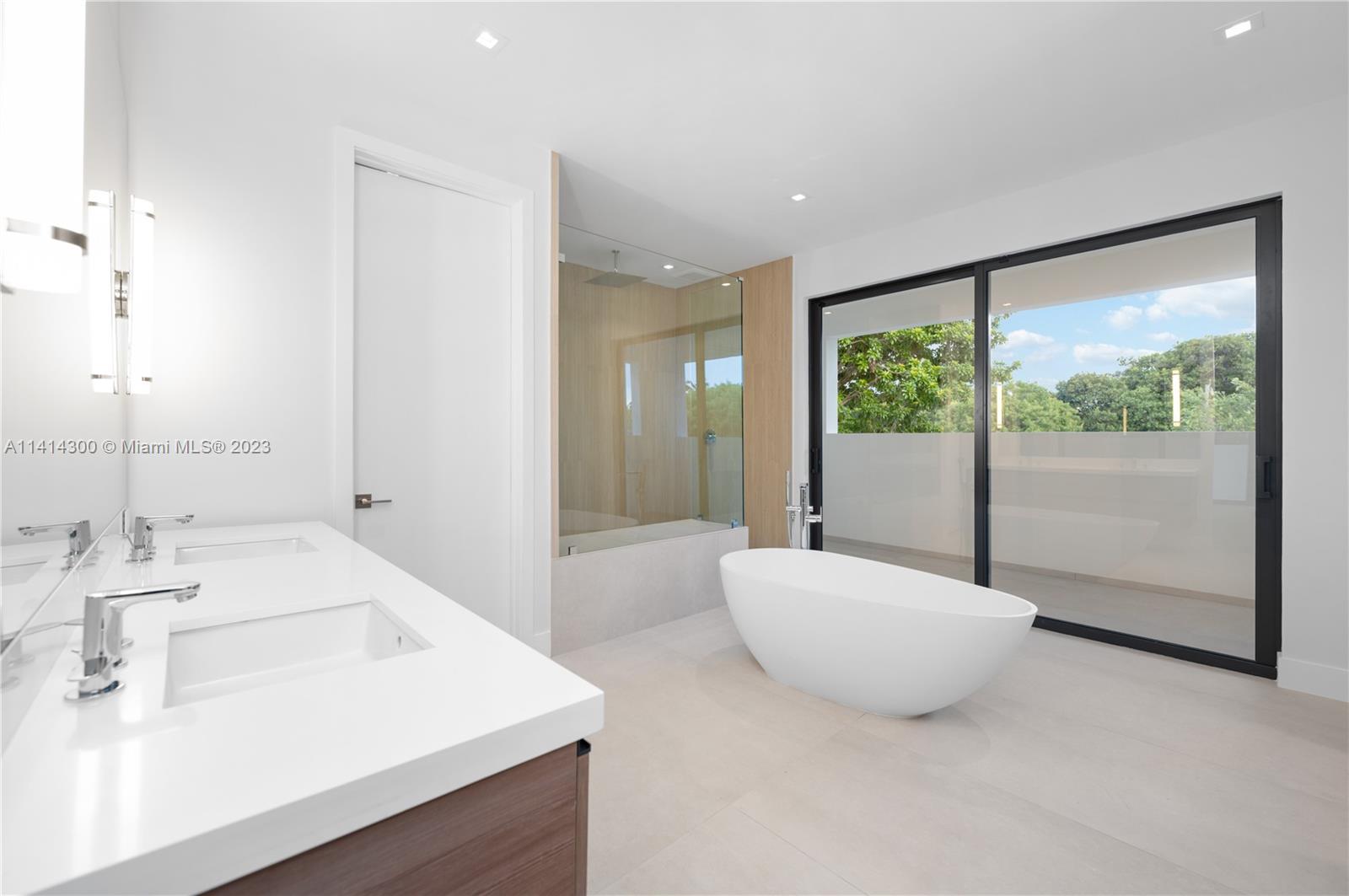 GROVES EXTENSION - Residential