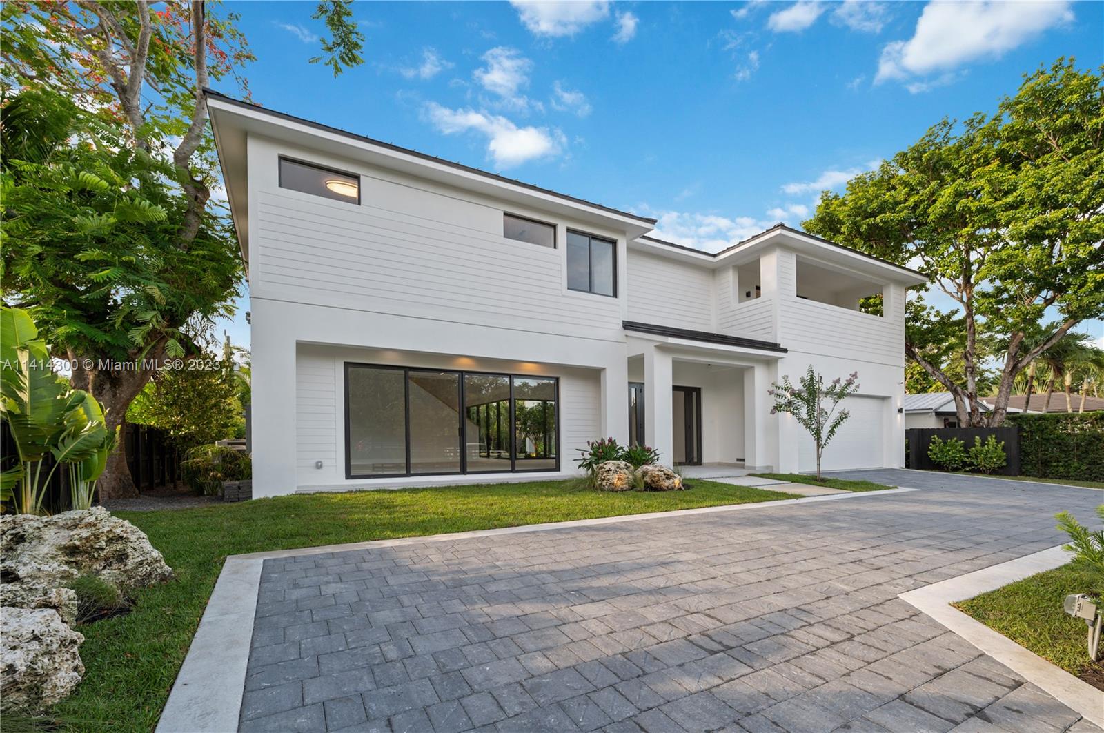 GROVES EXTENSION - Residential