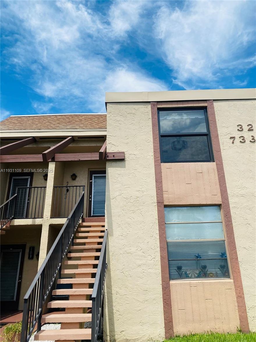 THIS IS AN ADULT COMMUNITY 55+, at least one of the occupants need to qualify for the age restriction. No children under 18 allowed. Beautiful 2 bed 2 bath, full size washer and dryer, New Ac, remodeled Kitchen, Impact windows and Enclosed Patio with a golf course view. Peaceful community with amazing amenities. Great location near Shopping and entertainments. Minimum credit score of 600 required by Association. Full renters pkg. Background, applic, credit report, paid stubs etc... Owner is asking for 2 months security deposit and first month rent.