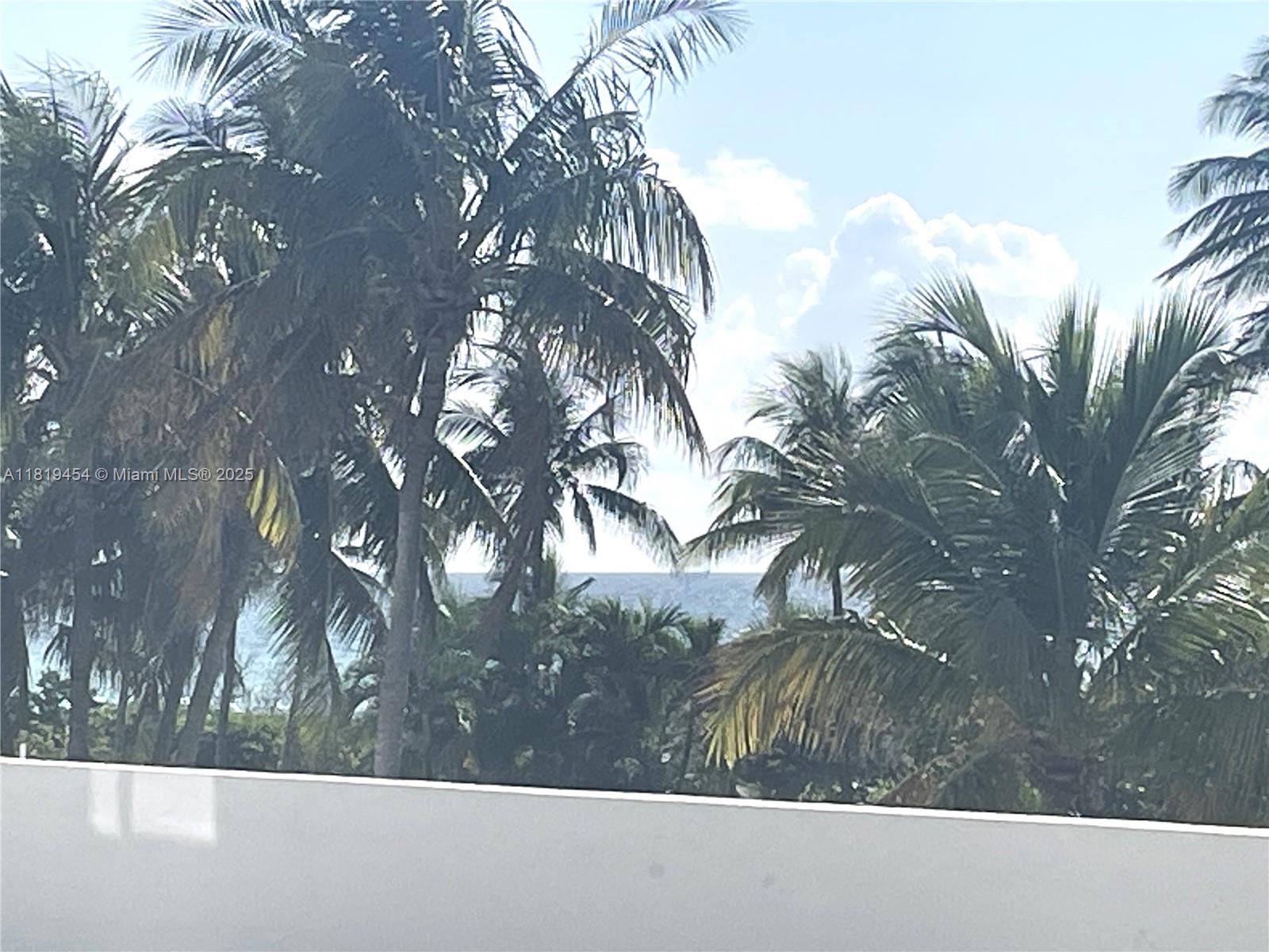 Rental Property at 2625 Collins Ave 312, Miami Beach, Miami-Dade County, Florida - Bedrooms: 1 
Bathrooms: 1  - $2,800 MO.
