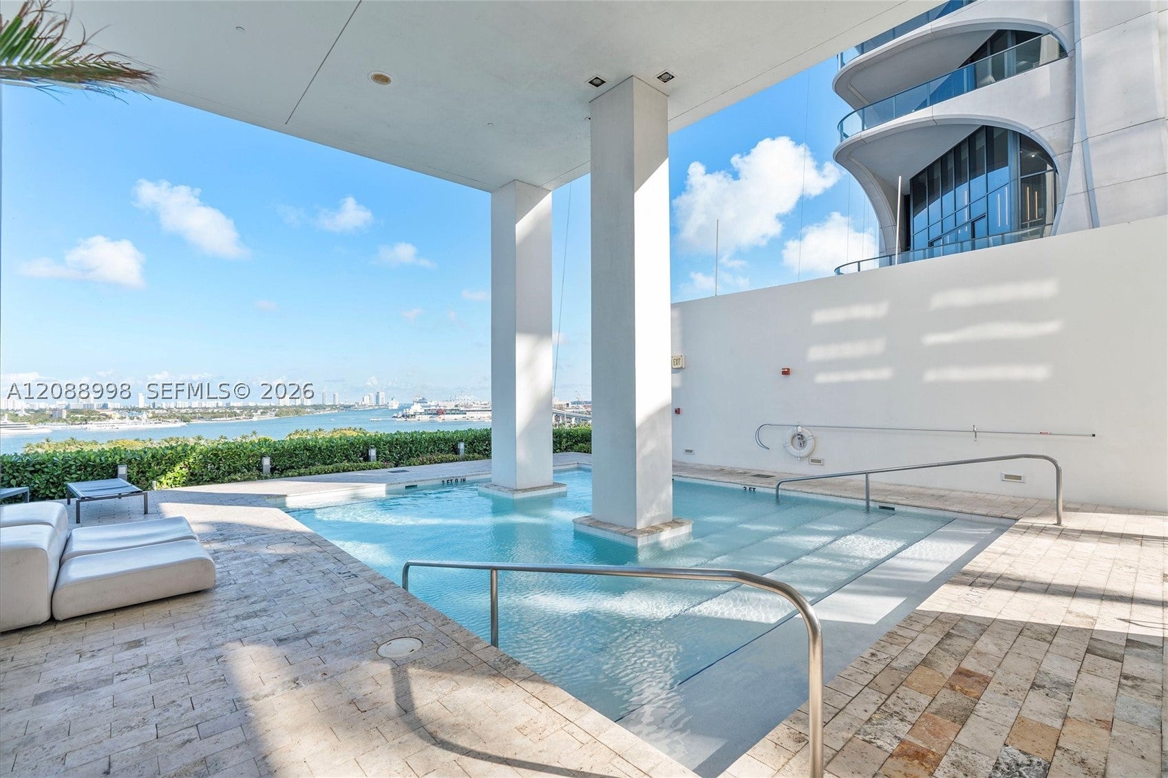 1040 Biscayne Blvd 3908