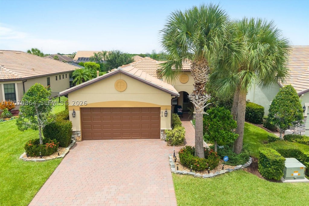 Photo of 218 SE Longview Dr, Port St Lucie, FL 34984 (MLS # A12070864)
