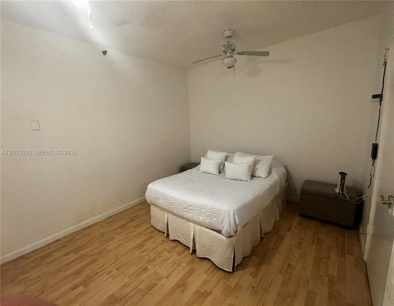 TURNBERRY TOWERS CONDO - Residential