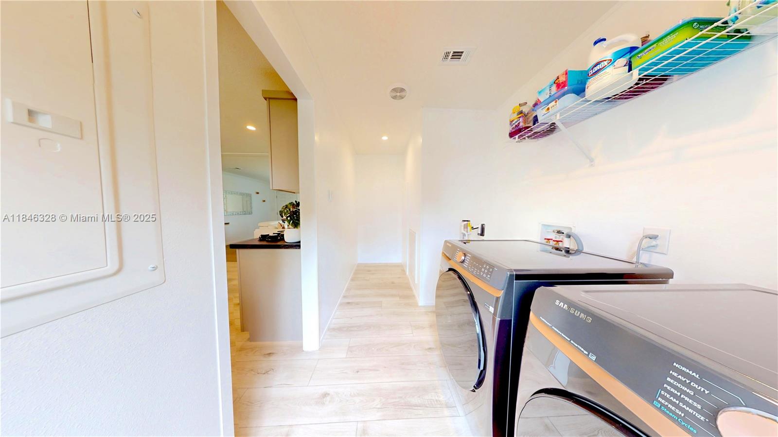 MONTURA RANCH - Residential