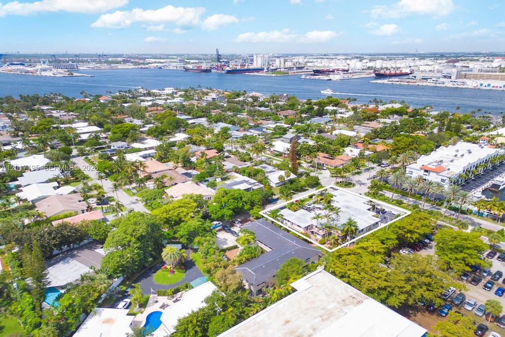 Photo of 1790 Harbour Inlet Dr #2A, Fort Lauderdale, FL 33316 (MLS # A12017195)
