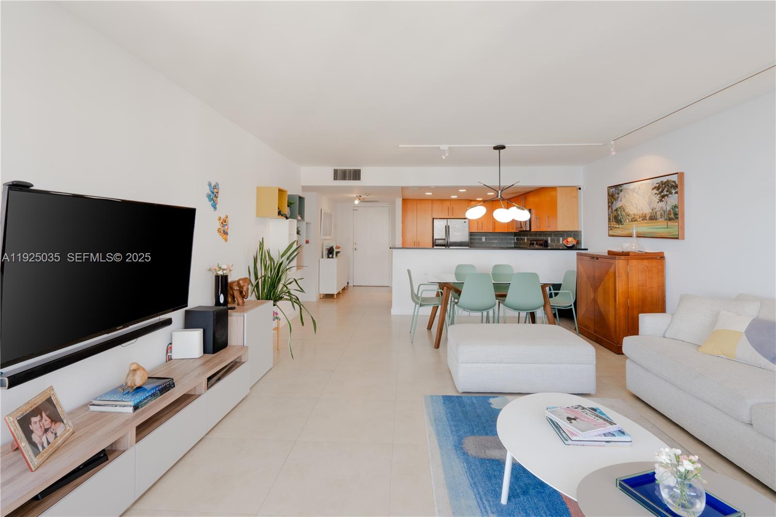 BRICKELL PLACE PHASE II C - Residential