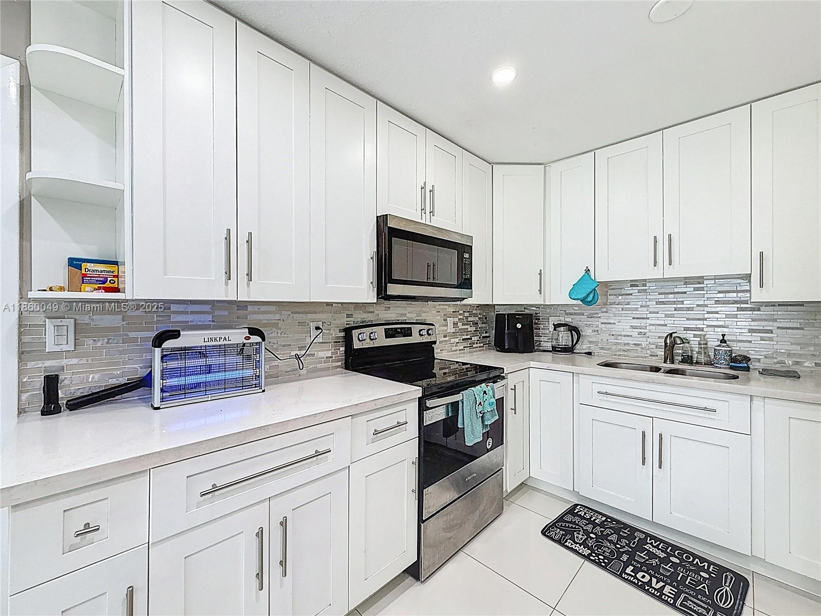 CHATEAU PARK SEC - Residential Lease