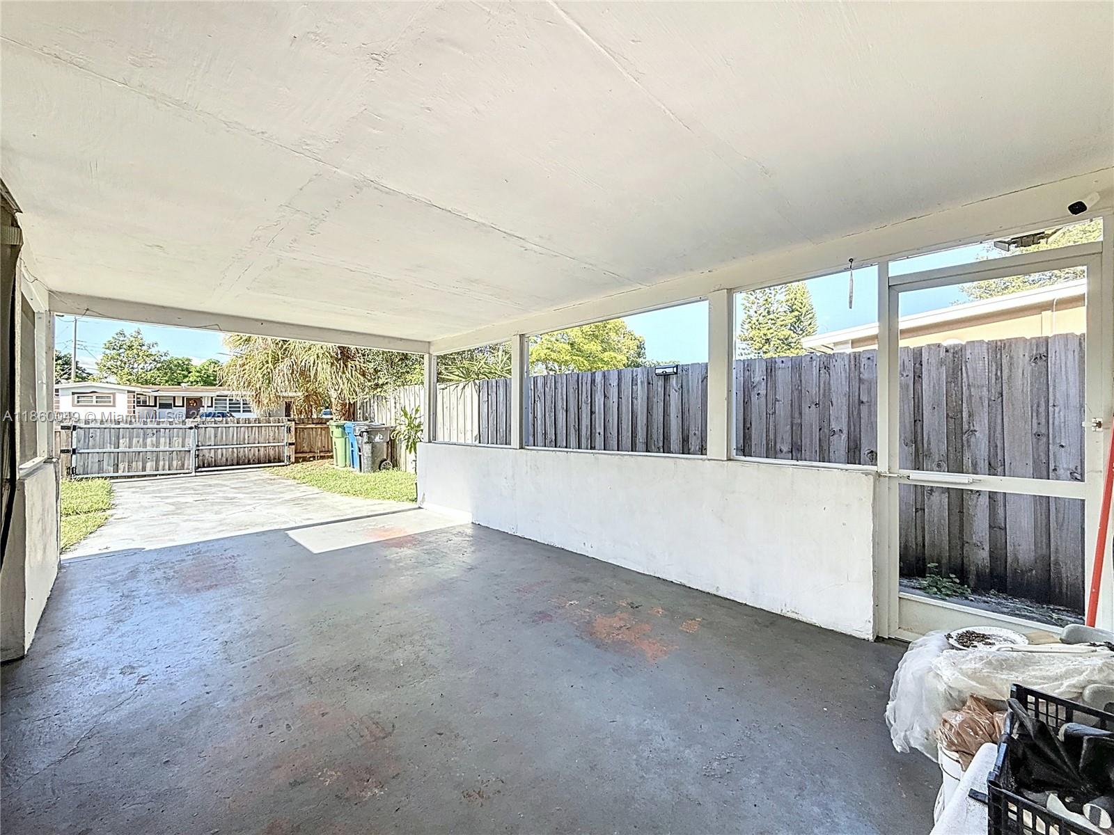 CHATEAU PARK SEC - Residential Lease