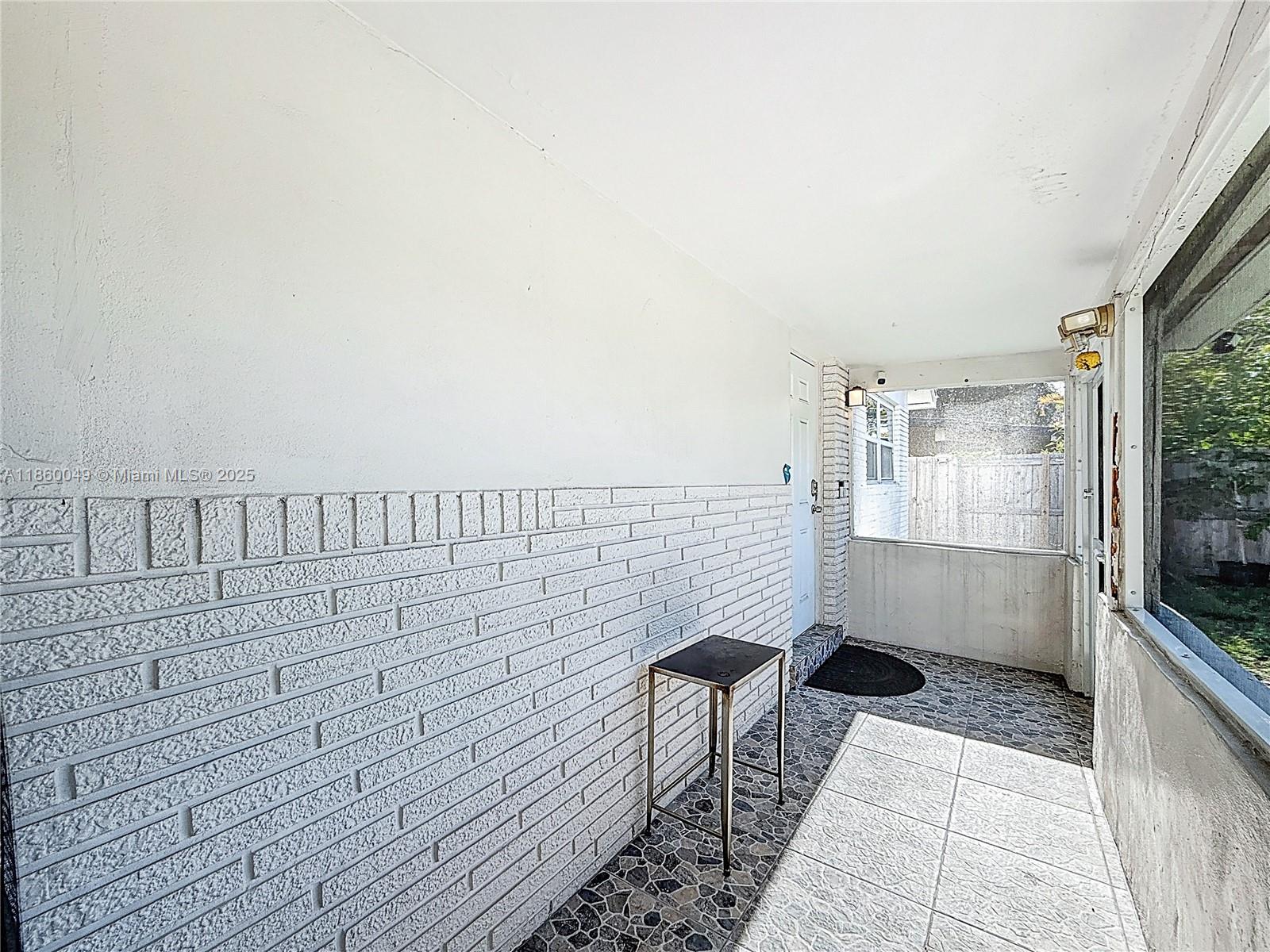 CHATEAU PARK SEC - Residential Lease