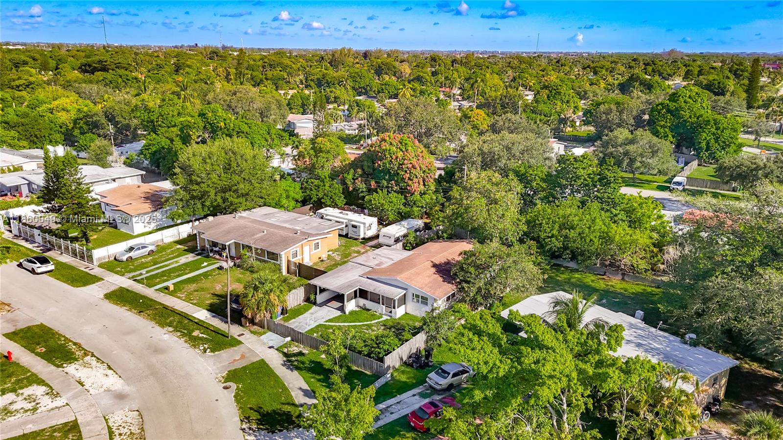 CHATEAU PARK SEC - Residential Lease