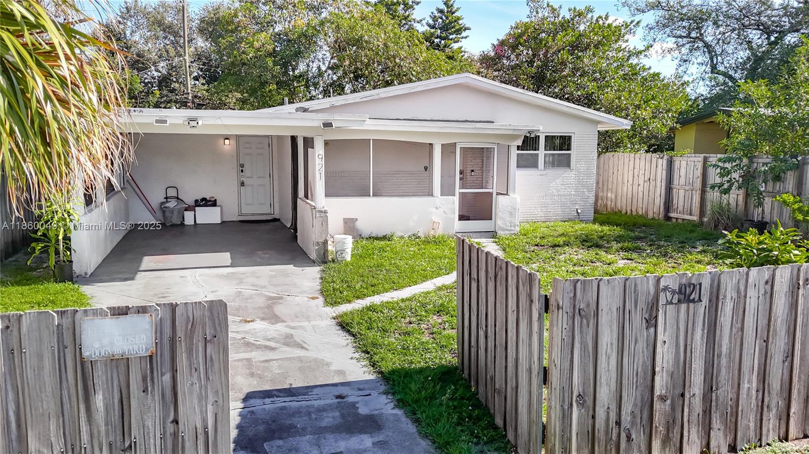 CHATEAU PARK SEC - Residential Lease